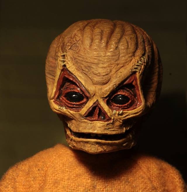 13+ Hauntingly Realistic Sam Trick 'R Treat Costume For Adults and Kids