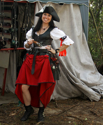 pirate wench 2015 ladyofthelakesrenaissancefaire costumesperiodpiecemedieval