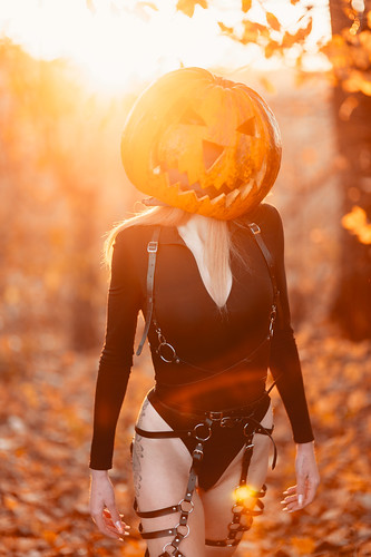 halloweenhalloween2022 halloweencostume pumpkin sexypumpkin nude naked pussy vagina blonde