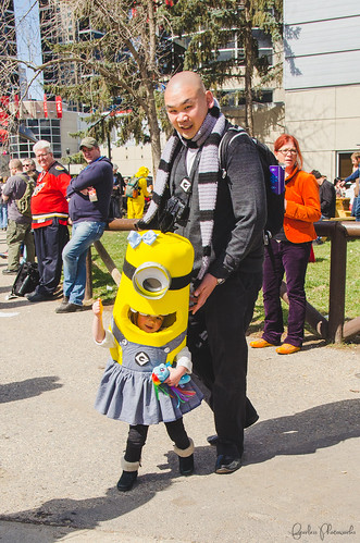 calgary calgarycomicentertainmentexpo calgaryexpo calgaryexpo2015 despicableme gru lucy minions comiccon cosplay costume costumeplay