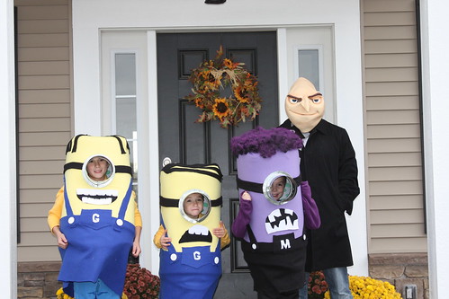 people halloween children costume gru minions