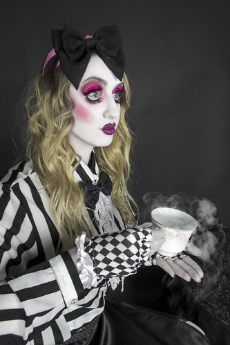 halloween costume doll makeup porcelain dolls tea party pot smoke fog dry ice spooky scary creepy scare haunting haunt haunted dark moody erie fashion pink