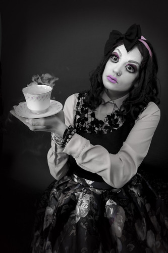 halloween costume doll makeup porcelain dolls tea party pot smoke fog dry ice spooky scary creepy scare haunting haunt haunted dark moody erie fashion pink