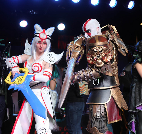 winter game video war god cosplay contest convention con amaterasu 2015 kratos wintercon