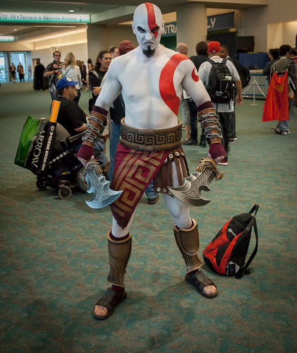 california comics costume san war sandiego god cosplay diego convention costuming comiccon geeky sdcc godofwar kratos