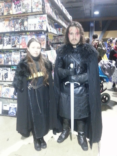 longbeachcomicexpo longbeachcomicexpo2017 aryastark jonsnow cosplay lbce