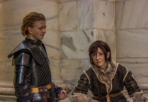 atlanta georgia costume unitedstates cosplay armor convention dragoncon brienne gameofthrones asongoficeandfire aryastark dragoncon2014