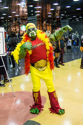 wizard world comic con august 2017 chicago illinois cosplay cosplayer hulk hogan incredible rosemont