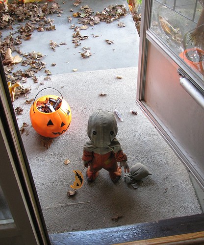 halloween costume sam mask trickortreat scarecrow sideshow trickrtreat