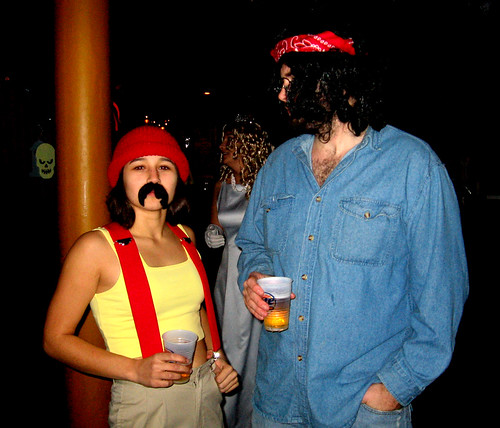 costumes friends party halloween fun costume cheech chong halloween2006 cheechandchongcostume cheechandchongcostumes cheedandchongoutfit