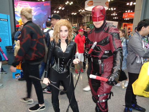 nycc nycc2018 newyorkcomiccon newyorkcomiccon2018 javitscenter nyc comiccon cosplay catwoman dc daredevil marvel