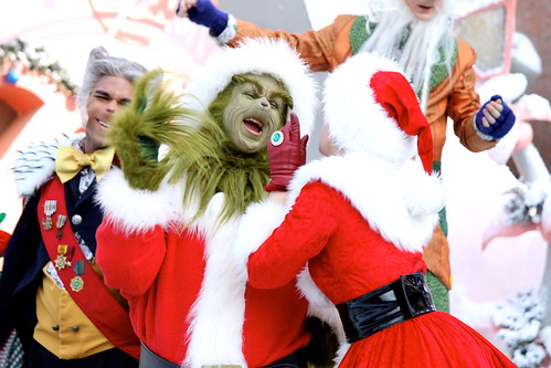 DIY Grinch Costume