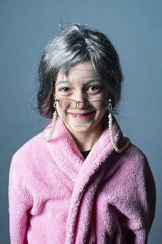 100th day school 100 year old facepaint lady wig gray hair