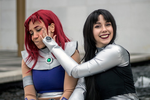 cosplay scificosplay scifi sciencefiction kennedycenter washington washingtondc districtofcolumbia female woman women costume 2017 teentitans starfire blackfire johnfkennedycenterfortheperformingarts eoshe