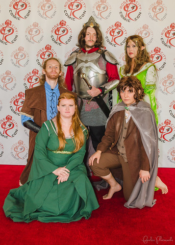 comics cosplay lotr lordoftherings aragorn comiccon tolkien rccc frodobaggins arwenundómiel rosecitycomiccon rosecitycomiccon2014 rccc2014