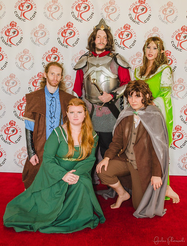 comics cosplay lotr lordoftherings aragorn comiccon tolkien rccc frodobaggins arwenundómiel rosecitycomiccon rosecitycomiccon2014 rccc2014