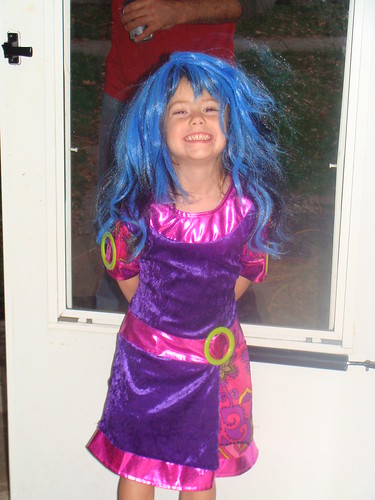costume with blue hairs