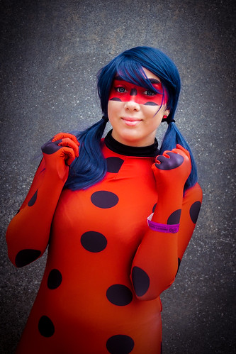 cosplay cosplayer ladybug miraculous superhero cartoon animated costume mask yoyo model cute beautiful