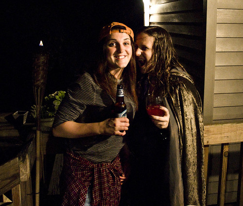 party halloween night costume nikon naturallight greensboro highpoint d200 pong vampires frankthebunny halloween2009 alexmack alexpeggphotography louisandclaudia