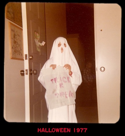 halloween costume ghost 1977