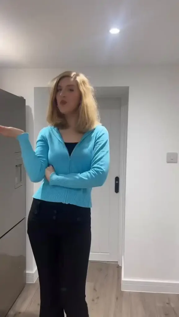 Rose Tyler Costume from "Doomsday" Rose Tyler Costume from "Doomsday"