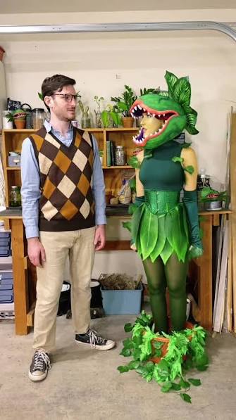Little Shop of Horrors Cosplay: Feed Me Seymour DIY